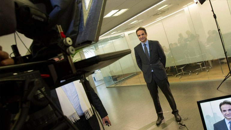 Συνάντηση Μητσοτάκη με Μογκερίνι και Κωσταράκο στις Βρυξέλλες