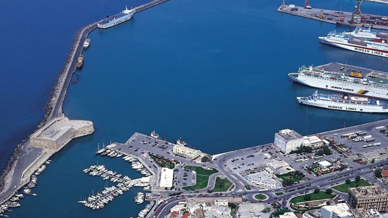 «Λίφτινγκ» στο λιμάνι του Ηρακλείου