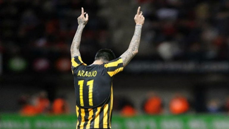 Μιλοβάνοβιτς: «Δεν υπάρχει καμία απόφαση για τον Αραούχο»