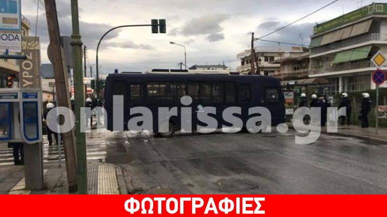 Διμοιρίες των ΜΑΤ για την εκδήλωση Κασιδιάρη στο Imperial της Λάρισας