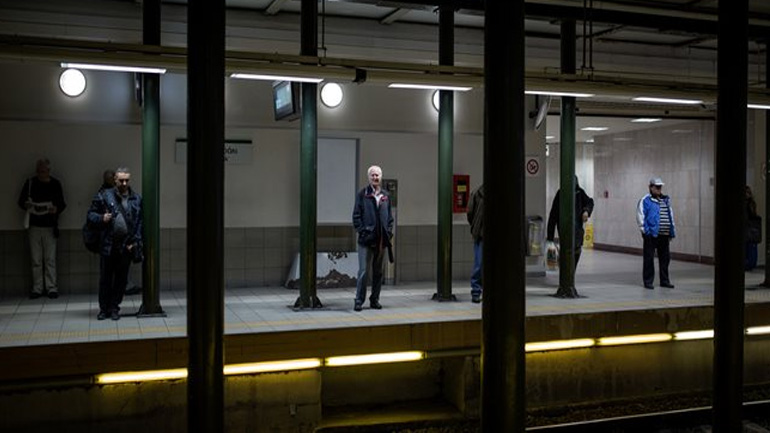 Κλειστός λόγω συγκέντρωσης ο σταθμός Μοναστηράκι