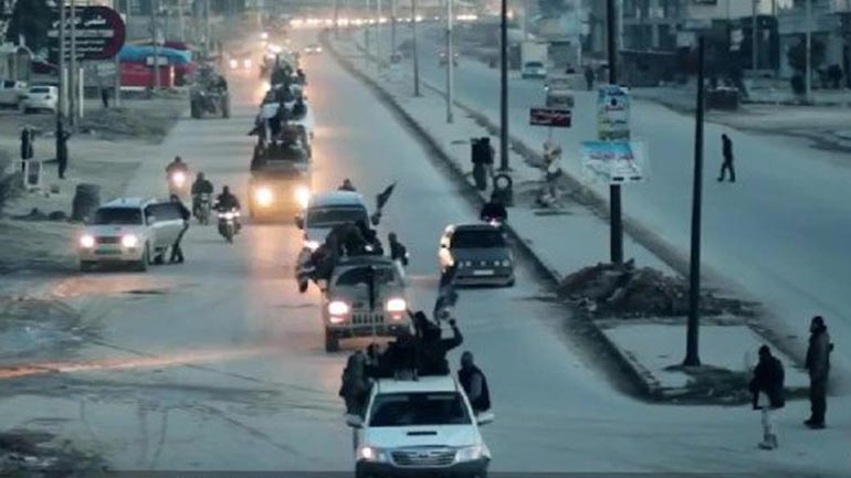 Συρία: Διέφυγαν από τη Ράκα 300 οικογένειες τζιχαντιστών