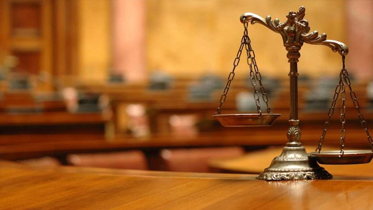 Στη δίνη επιχειρηματικών πιέσεων οι δικαστές