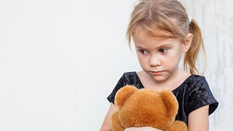 Ποιες είναι οι ενδείξεις ότι το παιδί σάς φοβάται
