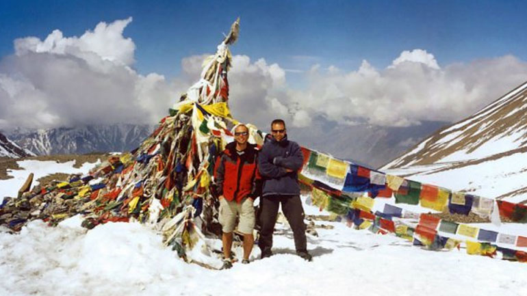 Άφησε τη Θεσσαλονίκη και μένει μόνιμα σε καταφύγιο στον Όλυμπο