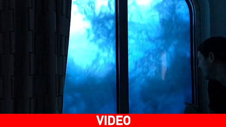 Τα κύματα πνίγουν… κρουαζιερόπλοιο