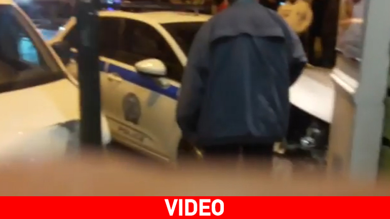 Τρίκαλα: Περιπολικό συγκρούστηκε με Ι.Χ.