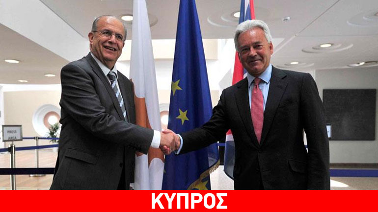 Στο Λονδίνο ο Κασουλίδης – Στην ατζέντα Κυπριακό και Brexit