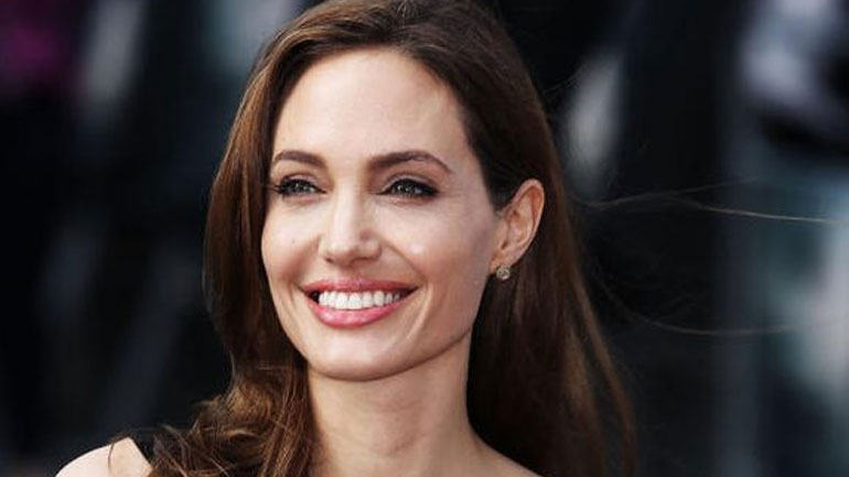 Έκκληση διά στόματος Τζολί για την αντιμετώπιση της σεξουαλικής βίας σε εμπόλεμες ζώνες