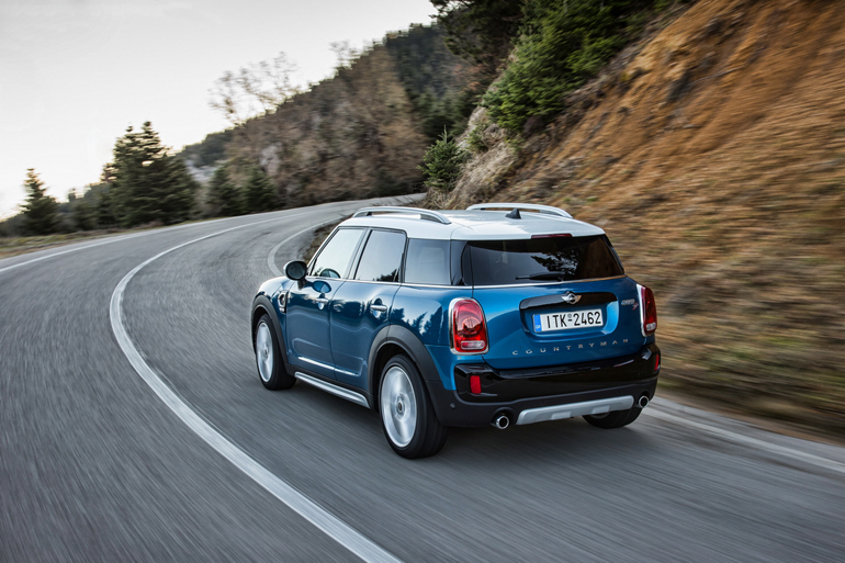 Ταξιδιάρικο και άνετο σε κάθε οδόστρωμα...