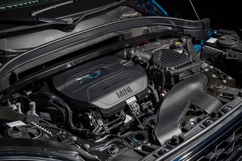 O κυβισμός των κινητληρων ξεκινά από τα 1.499 κ.εκ. (έκδοση βενζίνης)