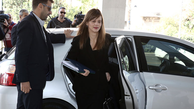 Στη Φρανκφούρτη η Έφη Αχτσιόγλου – Συμμετέχει σε ημερίδα για τα εργασιακά