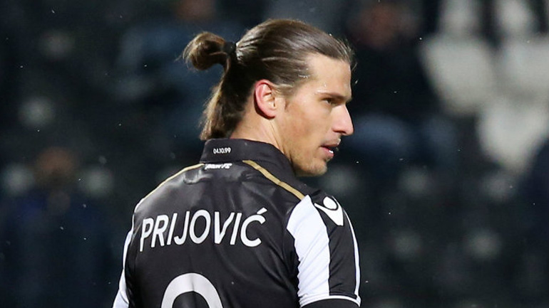 «Νυστέρι» για τον Αλεξάνταρ Πρίγιοβιτς