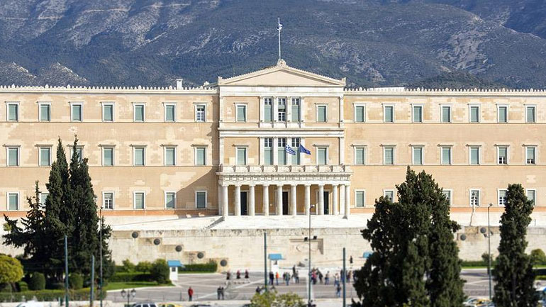 Γραφείο Προϋπολογισμού Βουλής: Η «παγίδα» του χρέους και το υφεσιακό «σπιράλ»