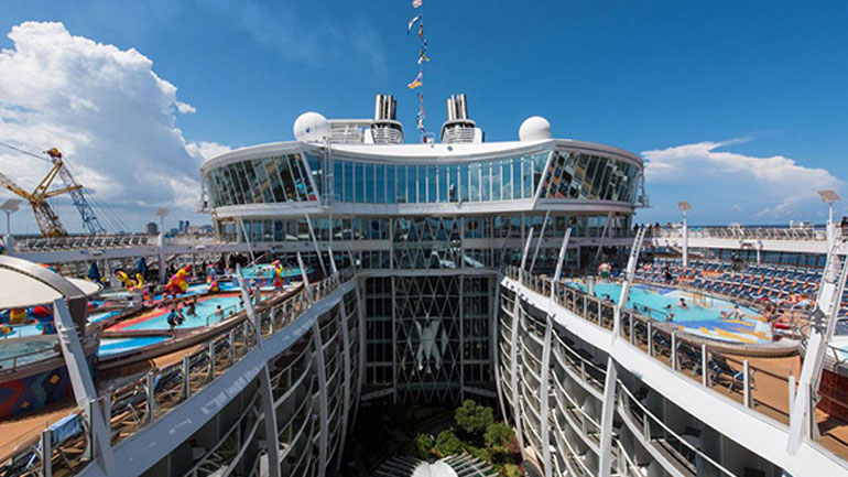 Παρθενικό ταξίδι για το μεγαλύτερο κρουαζιερόπλοιο στον κόσμο το 2018