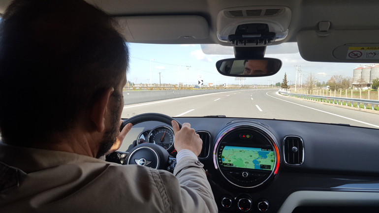 Καθ' οδόν για την Παύλιανη (στο τιμόνι ο Βαγγέλης Γκούμας)