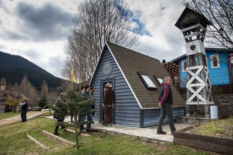 Ένα πολύ ξεχωριστό εκκλησάκι... 