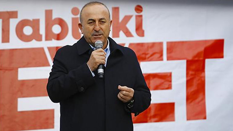 Τσαβούσογλου: «Έρχονται ιεροί πόλεμοι στην Ευρώπη»