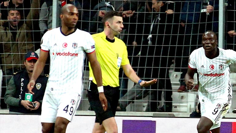 Μπάμπελ: Μεγάλη επιτυχία η πρόκριση επί του Ολυμπιακού