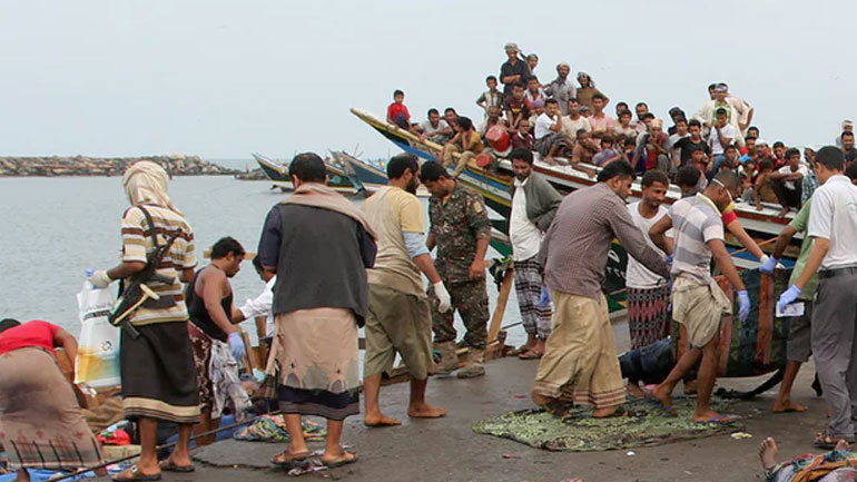 Υεμένη: Επίθεση από ελικόπτερο σε Σομαλούς πρόσφυγες – Τουλάχιστον 31 νεκροί