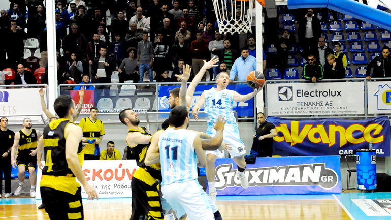 «Λύγισε» ο Άρης, 85-84 ο Κολοσσός