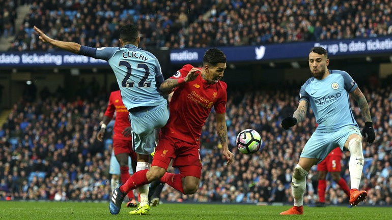 Ισόπαλες Μάντσεστερ Σίτι και Λίβερπουλ