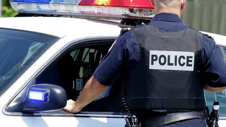 ΗΠΑ: Χειροπέδες σε άνδρα που προκάλεσε επιληπτική κρίση σε δημοσιογράφο