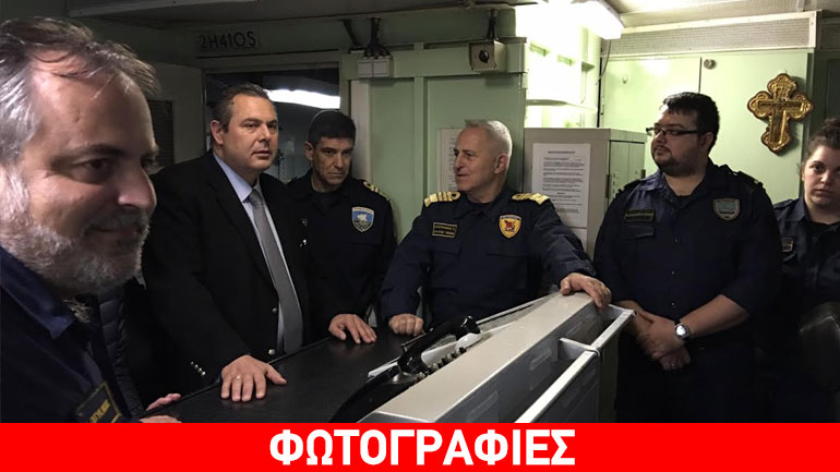 O Πάνος Καμμένος στη φρεγάτα «ΛΗΜΝΟΣ»
