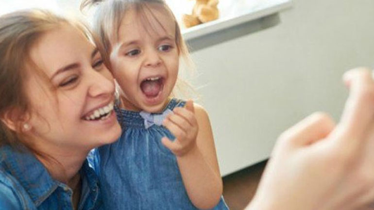 Γιατί τα παιδιά λατρεύουν τη θεία