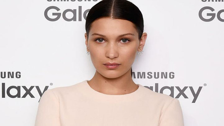 Bella Hadid: Κολάζει την Τζαμάικα με τα δίμετρα πόδια της!
