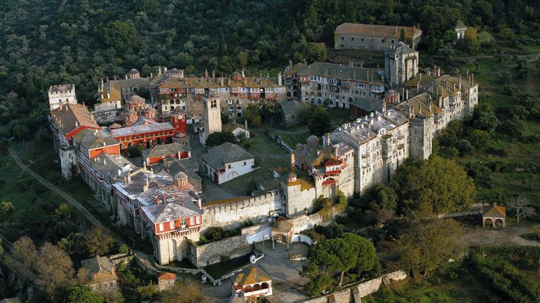 Aυλαία για το σκάνδαλο της Μονής Βατοπεδίου Aυλαία για το σκάνδαλο της Μονής Βατοπεδίου