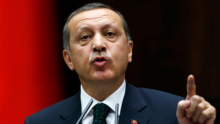 Ερντογάν: Η Άγκυρα μπορεί να αναθεωρήσει τις σχέσεις της με την Ε.Ε. μετά το δημοψήφισμα