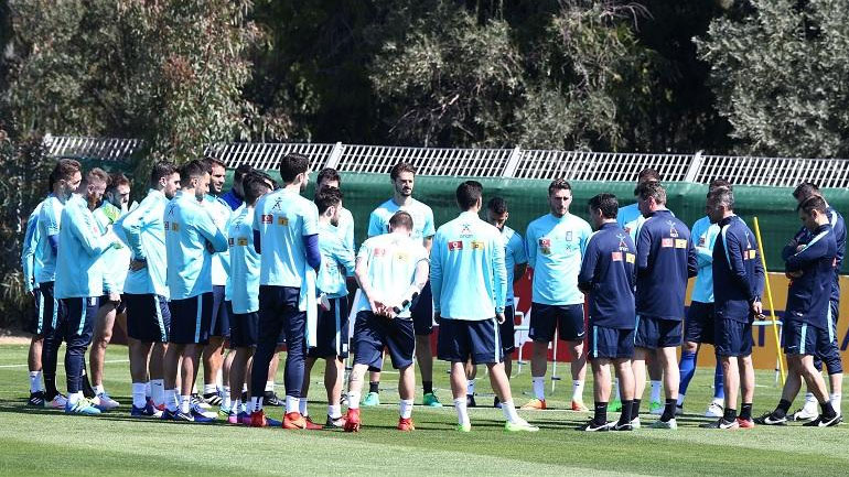 Εθνική: Ατομικό για Μήτρογλου και Μανωλά