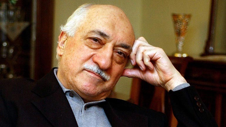 Τουρκία: Ένταλμα σύλληψης σε βάρος του Γκιουλέν για τη δολοφονία δημοσιογράφου το 2007