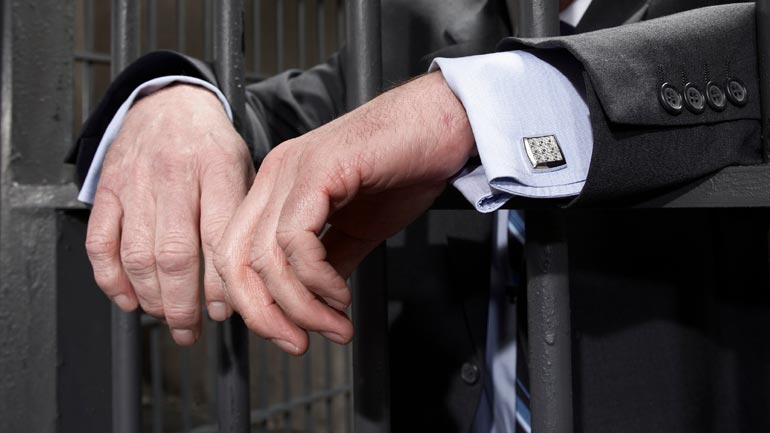 Ποινή φυλάκισης 20 ετών σε τραπεζοϋπάλληλο που «ξάφριζε» λογαριασμούς πελατών