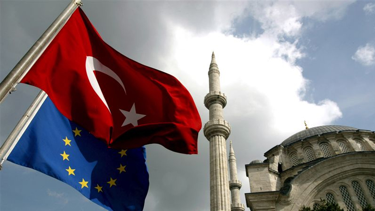 H Ε.Ε. καλεί τον Τούρκο πρεσβευτή για εξηγήσεις μετά τις απειλές Ερντογάν