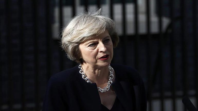 Η Τερέζα Μέι επισκέφθηκε στο νοσοκομείο τραυματίες της επίθεσης