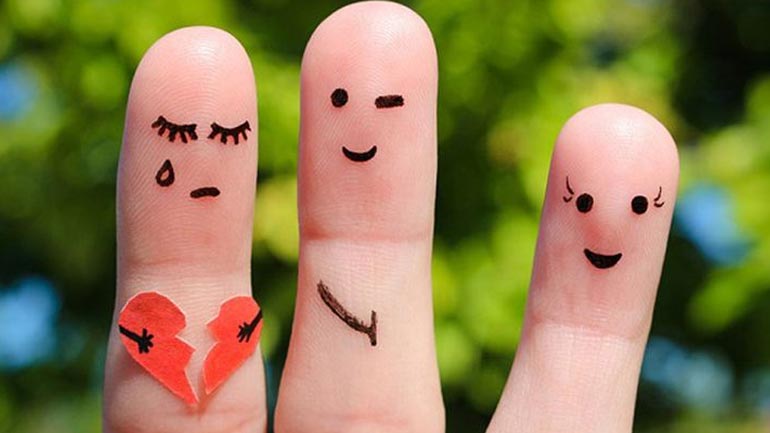 Νέα επιστημονική έρευνα αποκαλύπτει ποιοι άντρες… ξενοκοιτάνε συχνότερα!