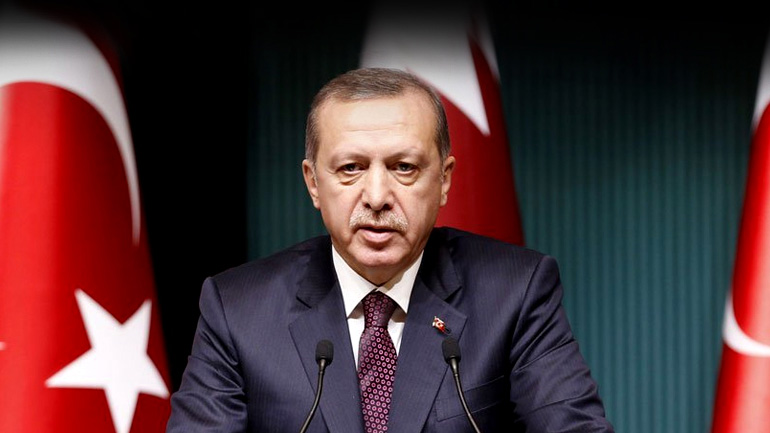 Με δημοψήφισμα κατά της Ε.Ε. απειλεί τώρα ο Ερντογάν