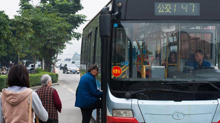 Κίνα: Μισθοδοσία σε κέρματα για οδηγούς λεωφορείων