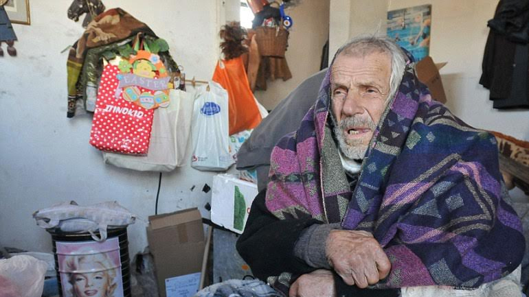 Έφυγε από τη ζωή ο άστεγος του Ελληνικού