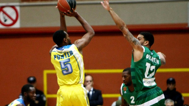 Αποχώρησε από το Λαύριο ο Πάντερ