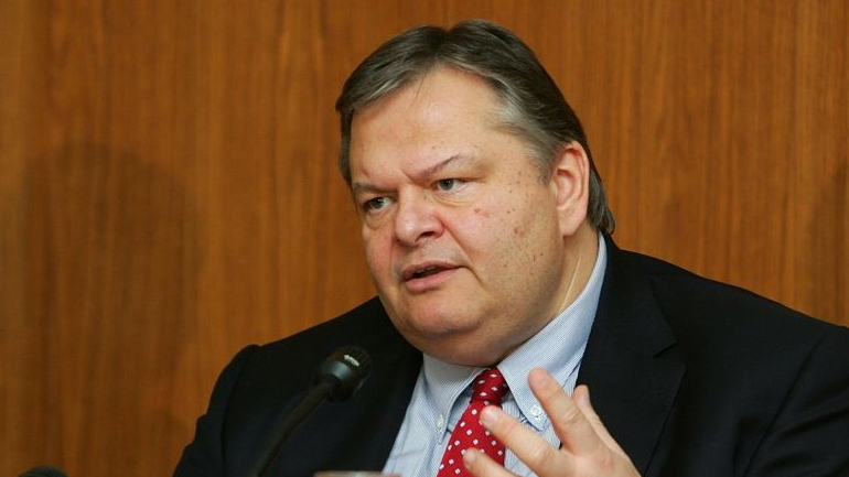 Βενιζέλος: Η κυβέρνηση διαπραγματεύεται με το εσωτερικό της