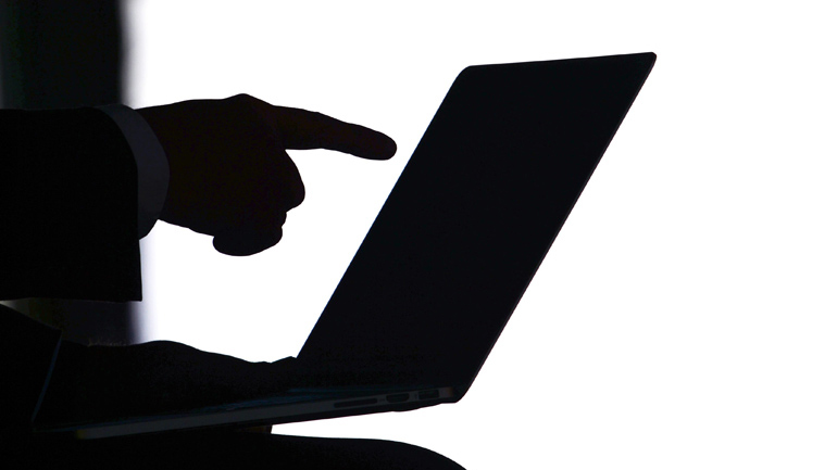 Κανόνες της ΕΕ για την προστασία των καταναλωτών στα μέσα κοινωνικής δικτύωσης