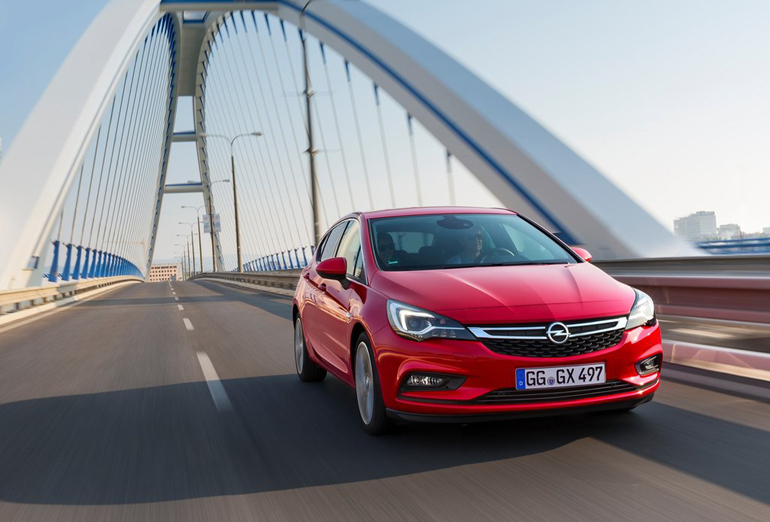 Το Opel Astra ήταν το δεύτερο πιο δημοφιλές μοντέλο της μεσαίας κατηγορίας τον 2016 στην Ευρώπη...