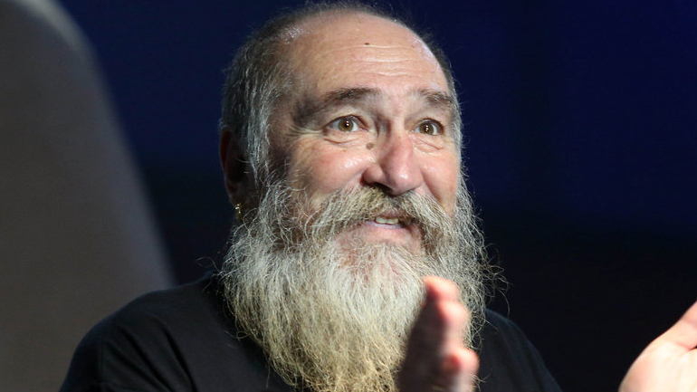 Ο Τζίμης Πανούσης πρωταγωνιστής στην Επίδαυρο