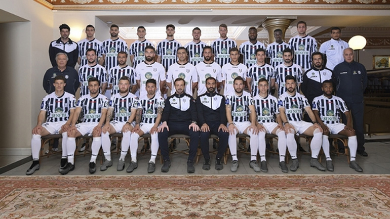 «Οι Galacticos της Football League»