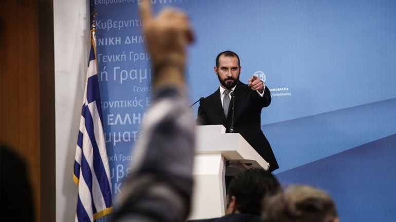 Νέα κόντρα Μαξίμου με Στουρνάρα