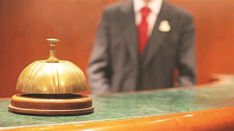 Ρόδος: Αύξηση στις αποδοχές των ξενοδοχοϋπαλλήλων