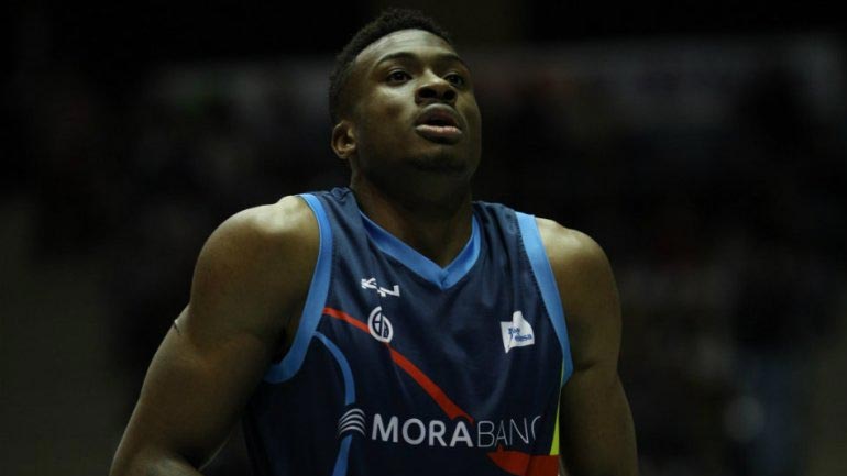 ΑΕΚ: Στο στόχαστρο ο Θανάσης Αντετοκούνμπο